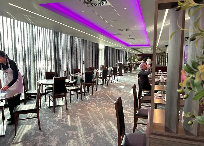 Tynecastle Park Hotel